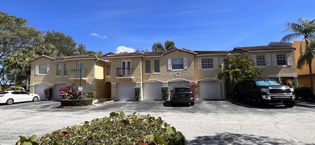 1105 Lake Shore Drive, Lake Park FL 33403 - Lake Park, FL - Photo 2