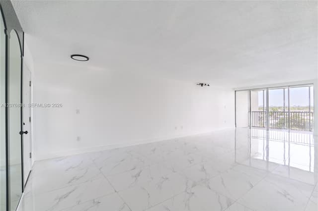 1750 NE 191st St # 4, Miami FL 33179 - Miami, FL - Photo 3