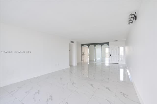 1750 NE 191st St # 4, Miami FL 33179 - Miami, FL - Photo 5