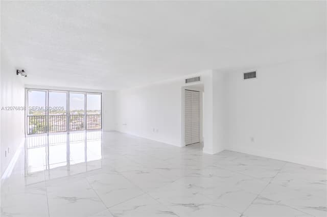 1750 NE 191st St # 4, Miami FL 33179 - Miami, FL - Photo 4