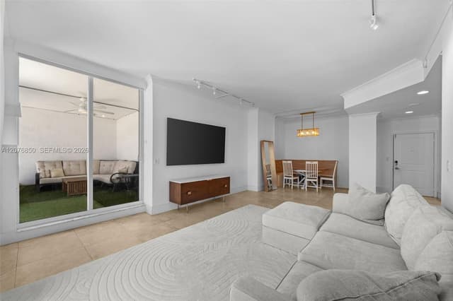 10 Aragon Ave # 1602, Coral Gables FL 33134 - Coral Gables, FL - Photo 6