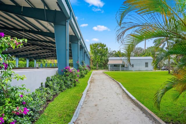 1037 F Road, FL 33470 - Photo 6