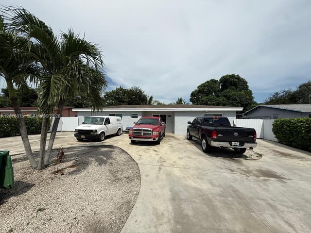 14321 NW 16th Ct, Miami FL 33167 - Miami, FL - Photo 3
