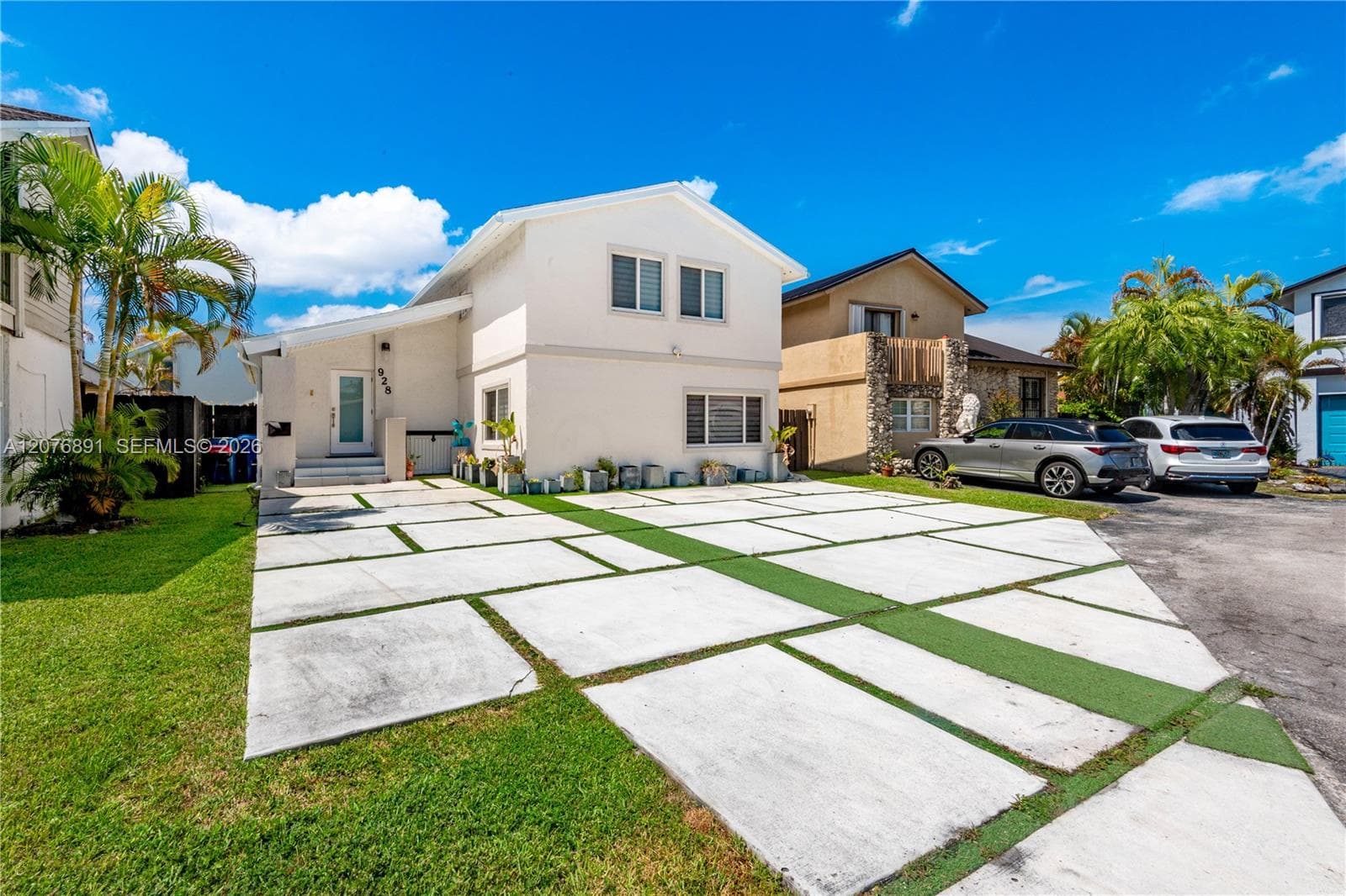 928 NW 106th Ave Cir, Miami FL 33172 - Miami, FL - Photo 1