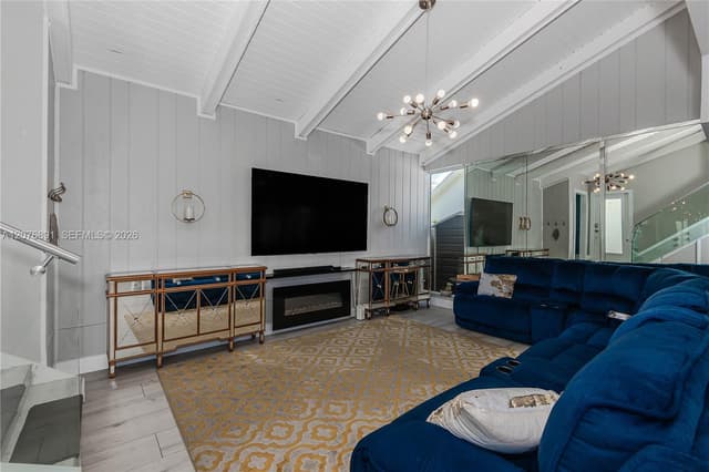 928 NW 106th Ave Cir, Miami FL 33172 - Miami, FL - Photo 5