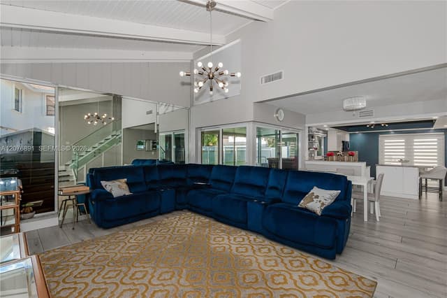 928 NW 106th Ave Cir, Miami FL 33172 - Miami, FL - Photo 4