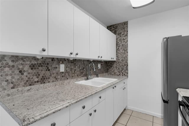 7100 Fairway Dr # K11, Miami Lakes FL 33014 - Miami Lakes, FL - Photo 6