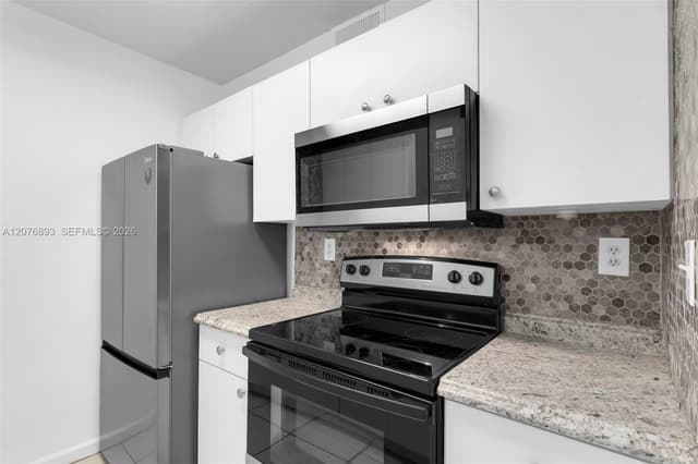 7100 Fairway Dr # K11, Miami Lakes FL 33014 - Miami Lakes, FL - Photo 7