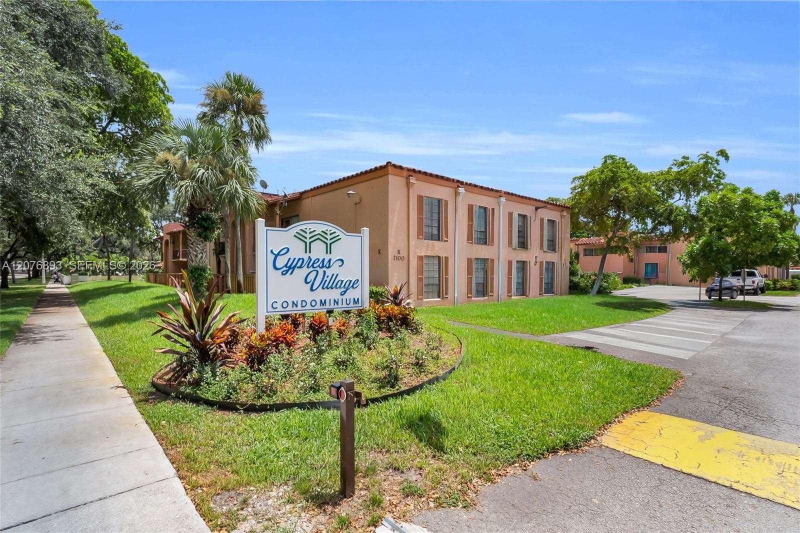 7100 Fairway Dr # K11, Miami Lakes FL 33014 - Miami Lakes, FL - Photo 1