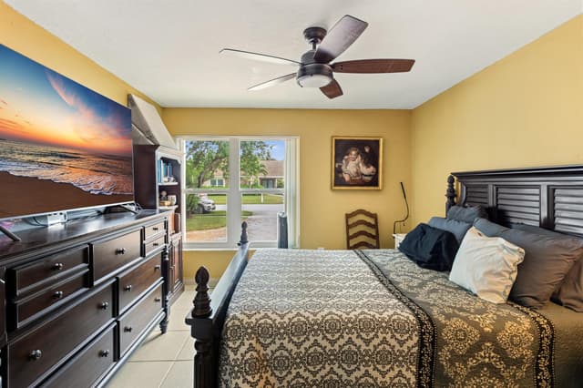 8621 NW 3RD Street, Pembroke Pines FL 33024 - Pembroke Pines, FL - Photo 7