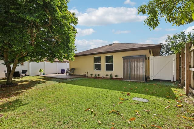 2075 SW 72ND Avenue, Davie FL 33317 - Davie, FL - Photo 5