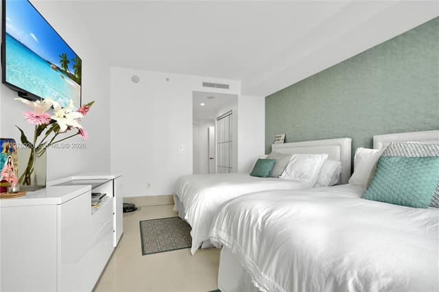 901 Brickell Key Blvd # 1807, Miami FL 33131 - Miami, FL - Photo 6