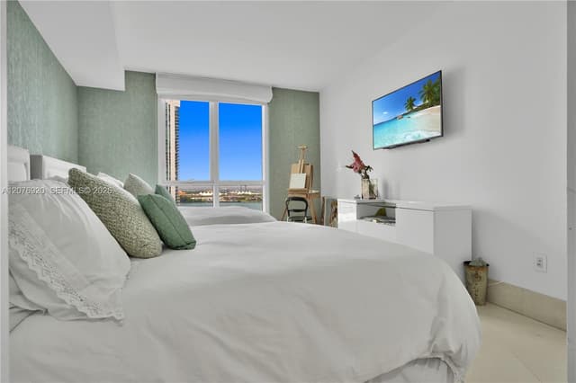 901 Brickell Key Blvd # 1807, Miami FL 33131 - Miami, FL - Photo 7