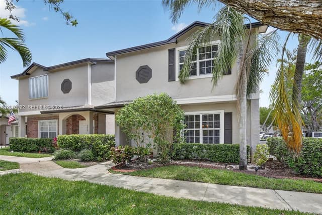 3815 NW 122nd Ter, Sunrise FL 33323 - Sunrise, FL - Photo 3