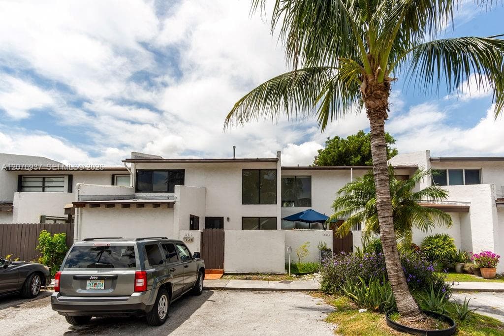 11312 SW 67th Ter, Miami FL 33173 - Miami, FL - Photo 1