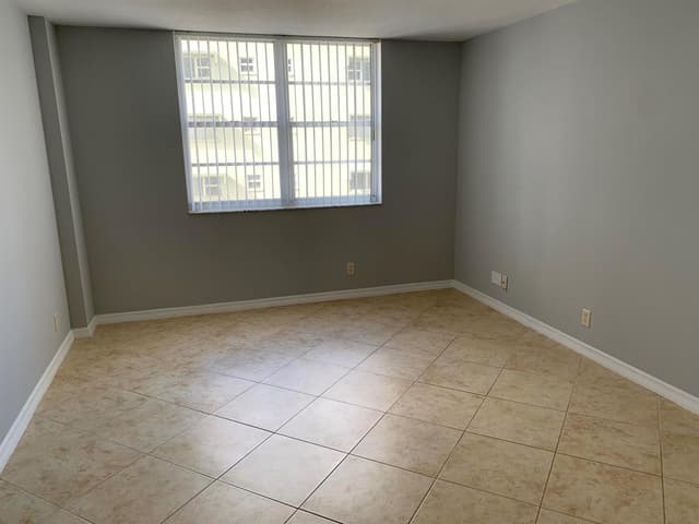 3001 W ROLLING HILLS Circle # 709, Davie FL 33328 - Davie, FL - Photo 3