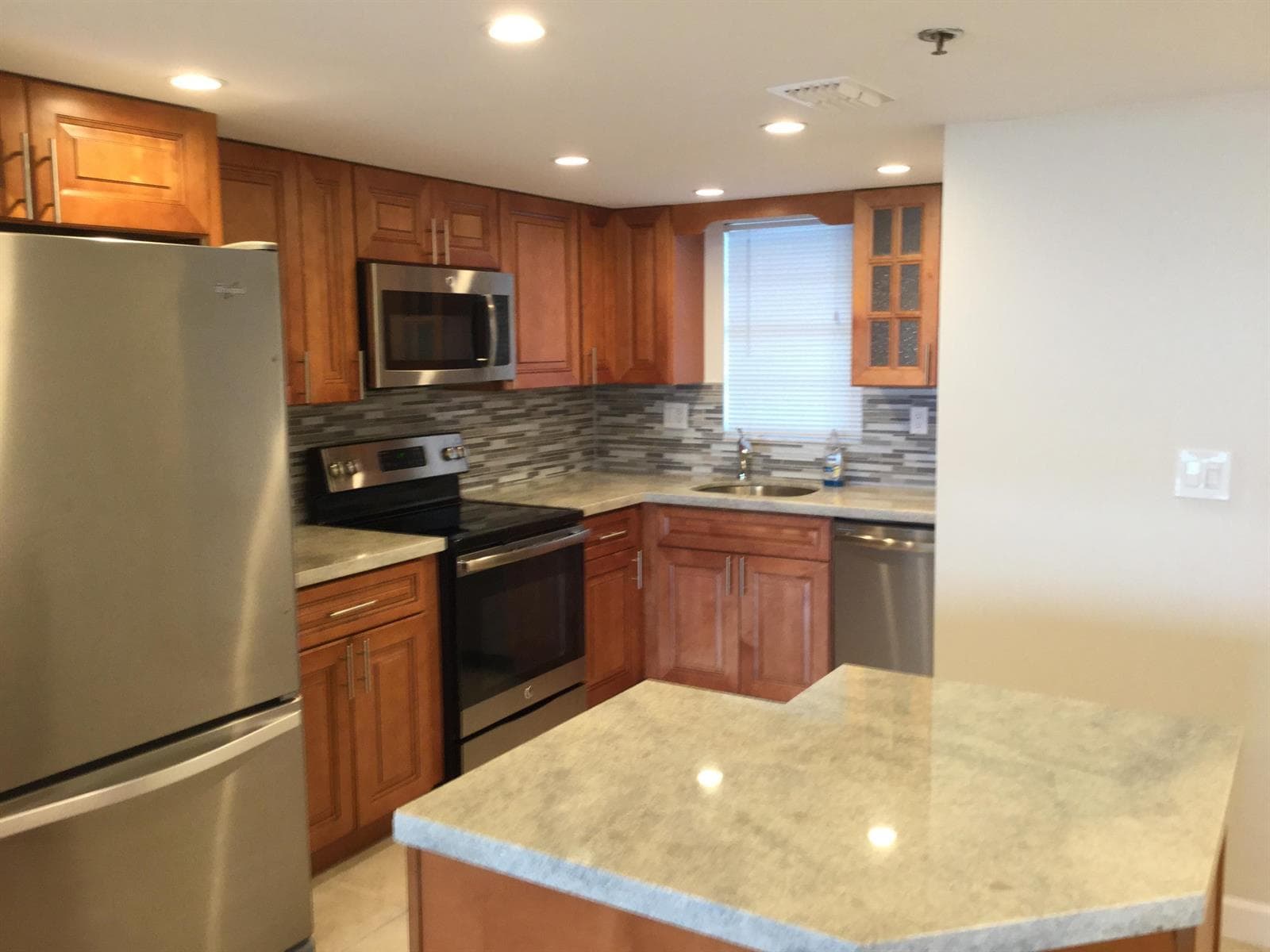 3001 W ROLLING HILLS Circle # 709, Davie FL 33328 - Davie, FL - Photo 1