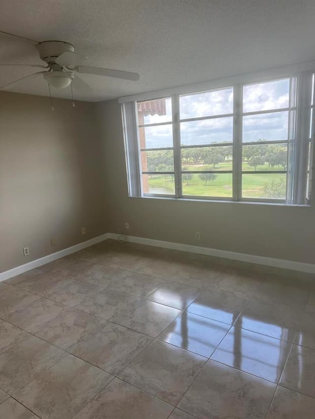 3001 W ROLLING HILLS Circle # 709, Davie FL 33328 - Davie, FL - Photo 5