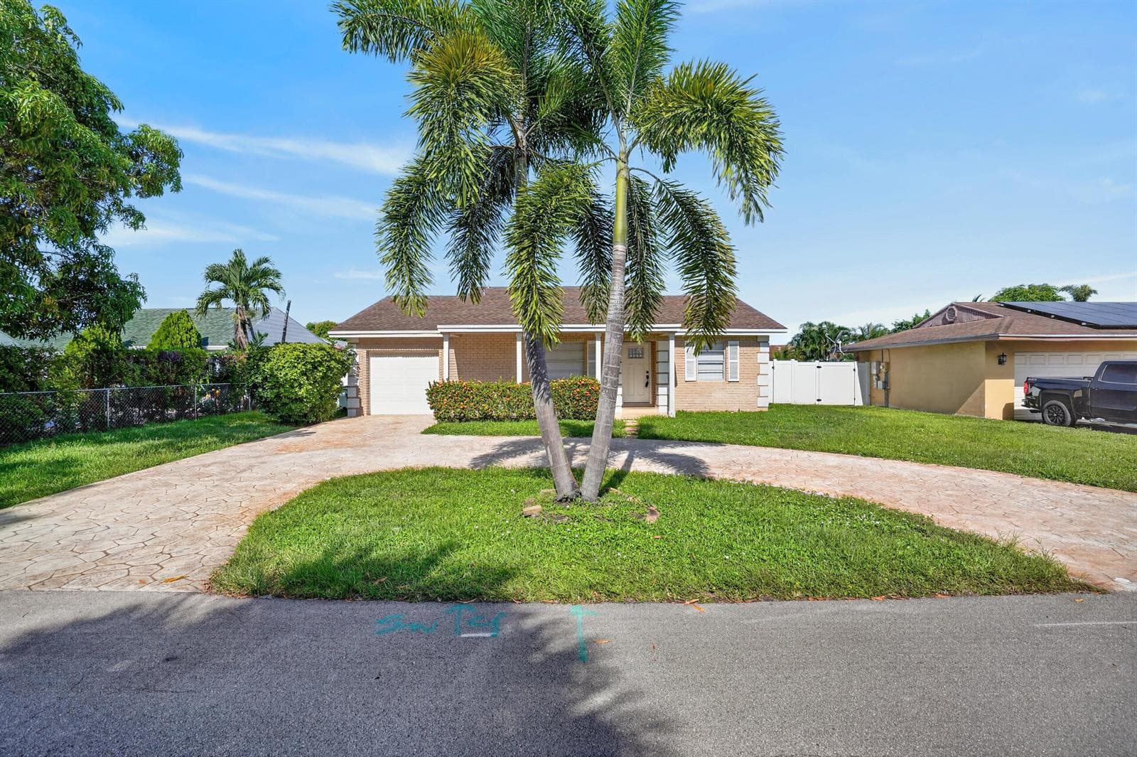 702 PLACE TAVANT, Delray Beach FL 33445 - Delray Beach, FL - Photo 1