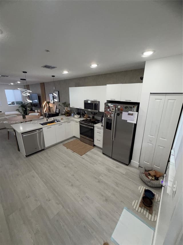 10300 NW 66th St, Doral FL 33178 - Doral, FL - Photo 3