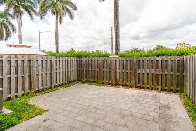 11387 SW 248th Ter, Homestead FL 33032 - Homestead, FL - Photo 7