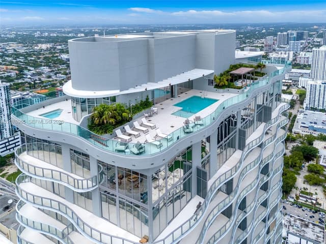1400 Biscayne Blvd # 2305, Miami FL 33132 - Miami, FL - Photo 2