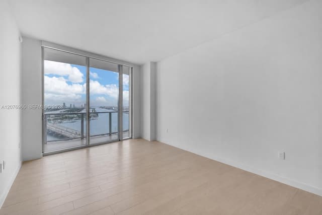 1400 Biscayne Blvd # 2305, Miami FL 33132 - Miami, FL - Photo 4