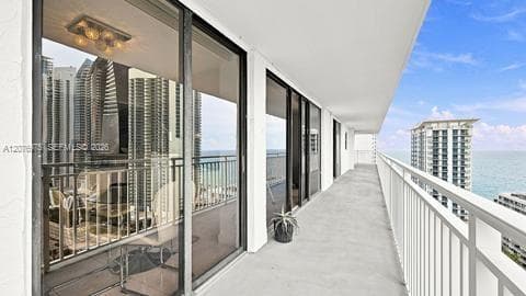 210 174 St # 2401, Sunny Isles Beach FL 33160 - Sunny Isles Beach, FL - Photo 2