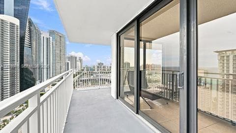 210 174 St # 2401, Sunny Isles Beach FL 33160 - Sunny Isles Beach, FL - Photo 6