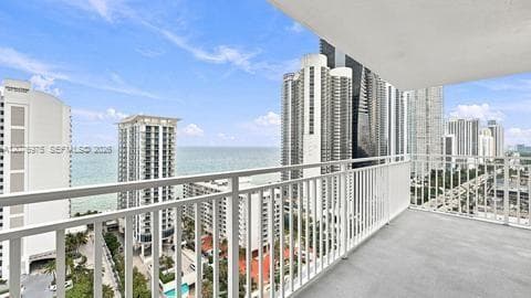 210 174 St # 2401, Sunny Isles Beach FL 33160 - Sunny Isles Beach, FL - Photo 7