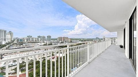 210 174 St # 2401, Sunny Isles Beach FL 33160 - Sunny Isles Beach, FL - Photo 3