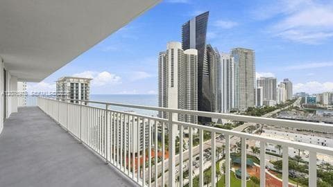 210 174 St # 2401, Sunny Isles Beach FL 33160