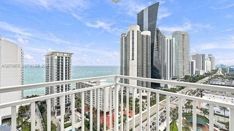 210 174 St # 2401, Sunny Isles Beach FL 33160 - Sunny Isles Beach, FL - Photo 4