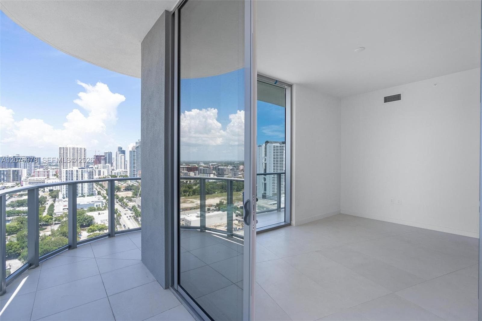 1400 Biscayne Blvd # 2507, Miami FL 33132 - Miami, FL - Photo 1