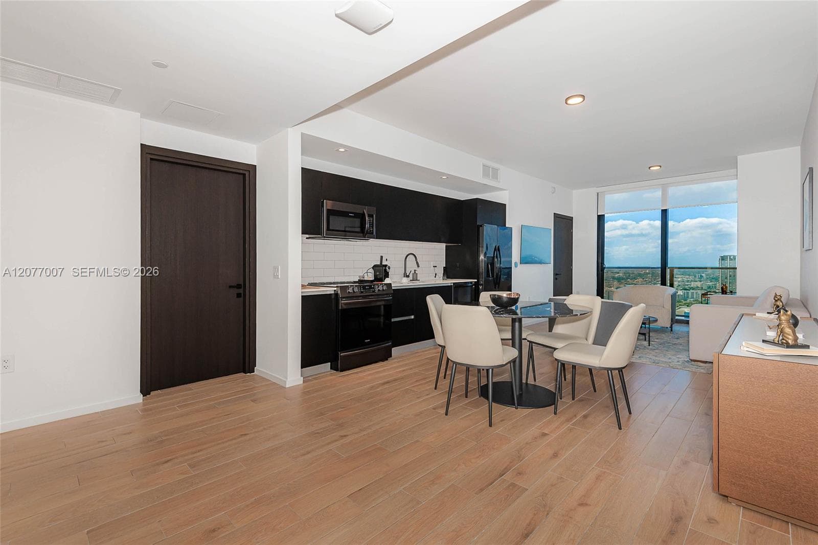398 NE 5TH # 4118, Miami FL 33132 - Miami, FL - Photo 1