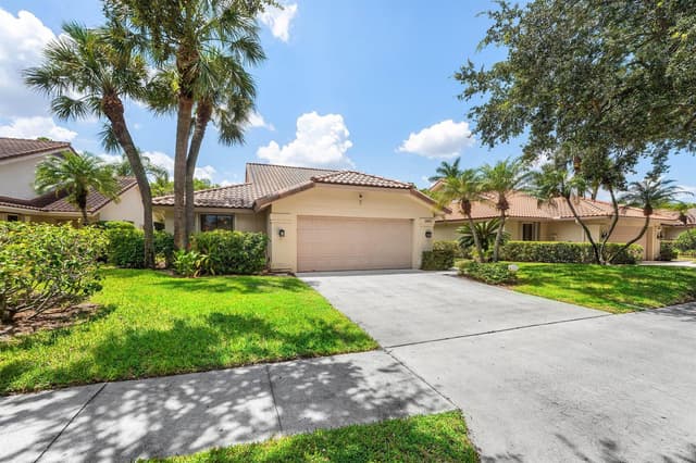 2850 ANTIETAM Lane, West Palm Beach FL 33409 - West Palm Beach, FL - Photo 2