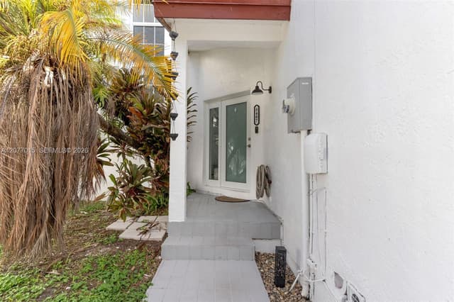8407 SW 208th Ter, Cutler Bay FL 33189 - Cutler Bay, FL - Photo 4