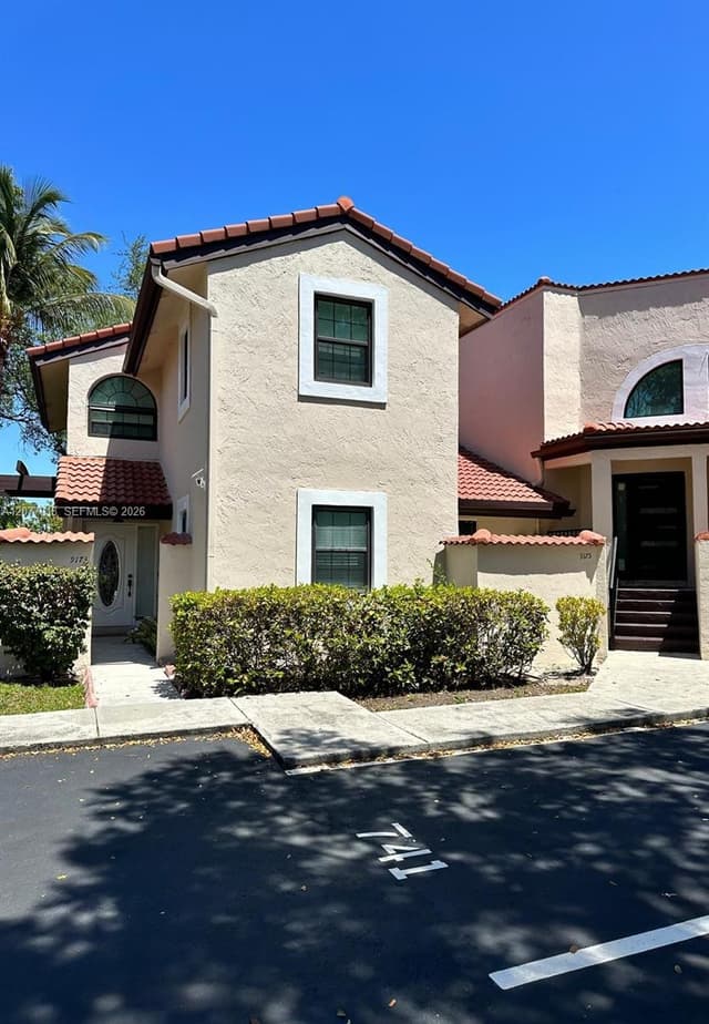 9177 W Sunrise Blvd, Plantation FL 33322 - Plantation, FL - Photo 2