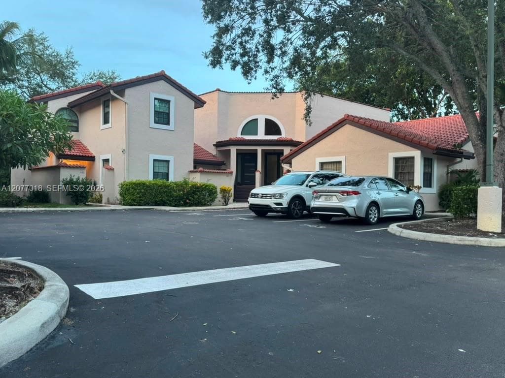 9177 W Sunrise Blvd, Plantation FL 33322 - Plantation, FL - Photo 1