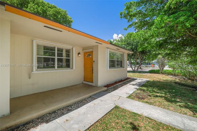 9354 Caribbean Blvd, Cutler Bay FL 33189 - Cutler Bay, FL - Photo 5