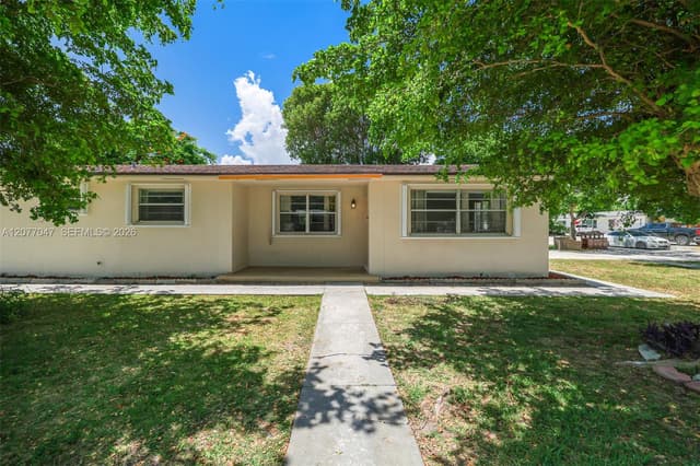 9354 Caribbean Blvd, Cutler Bay FL 33189 - Cutler Bay, FL - Photo 4