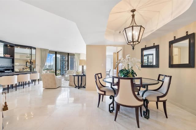 19355 Turnberry Way # 8B, Aventura FL 33180 - Aventura, FL - Photo 2