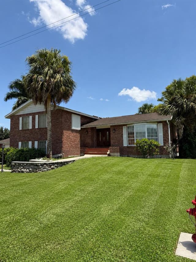909 NE 3rd Street, Belle Glade FL 33430 - Belle Glade, FL - Photo 2