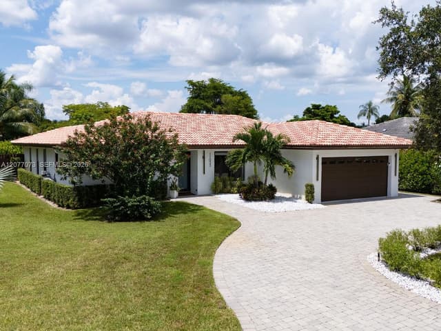 11033 NW 19th St, Coral Springs FL 33071 - Coral Springs, FL - Photo 2