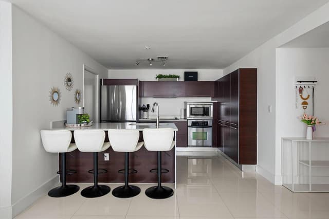 1900 N Bayshore Drive # 2312, Miami FL 33132 - Miami, FL - Photo 4