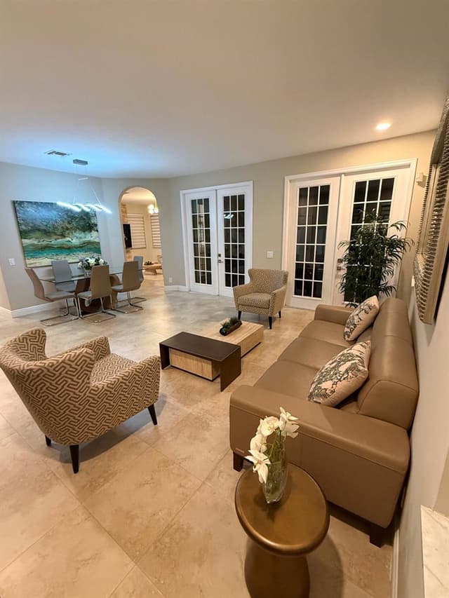 844 Falling Water Road, Weston FL 33326 - Weston, FL - Photo 5