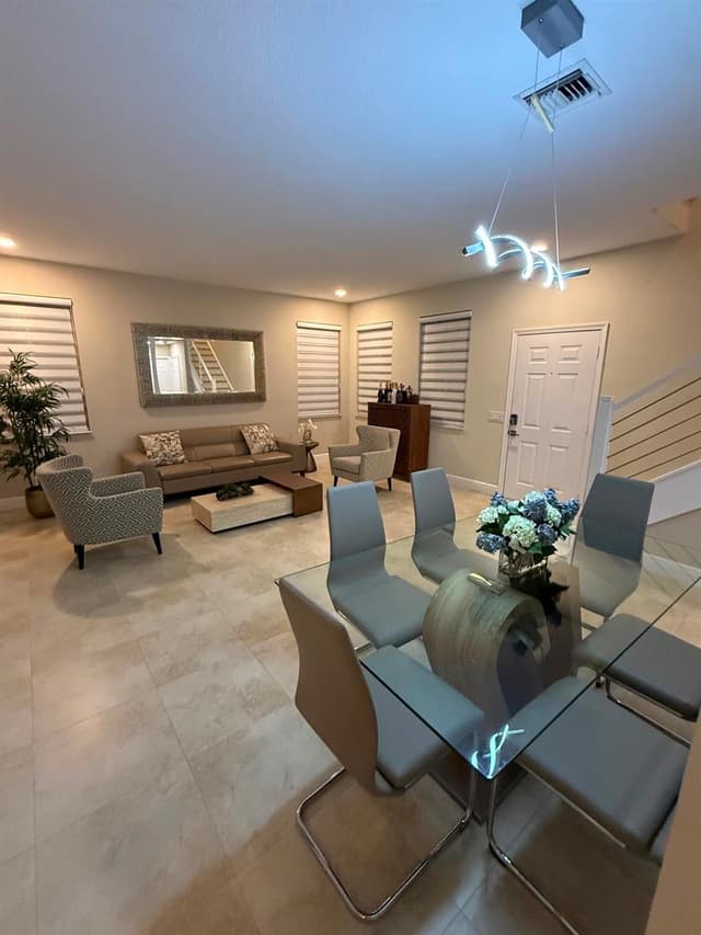 844 Falling Water Road, Weston FL 33326 - Weston, FL - Photo 4