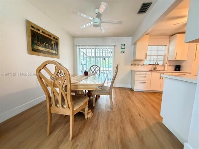 7111 Charleston St, Hollywood FL 33024 - Hollywood, FL - Photo 3