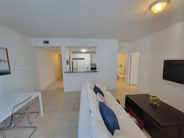 185 SE 14th Ter # 1101, Miami FL 33131 - Miami, FL - Photo 3