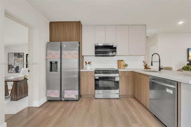 2651 Fletcher Ct, Hollywood FL 33020 - Hollywood, FL - Photo 5